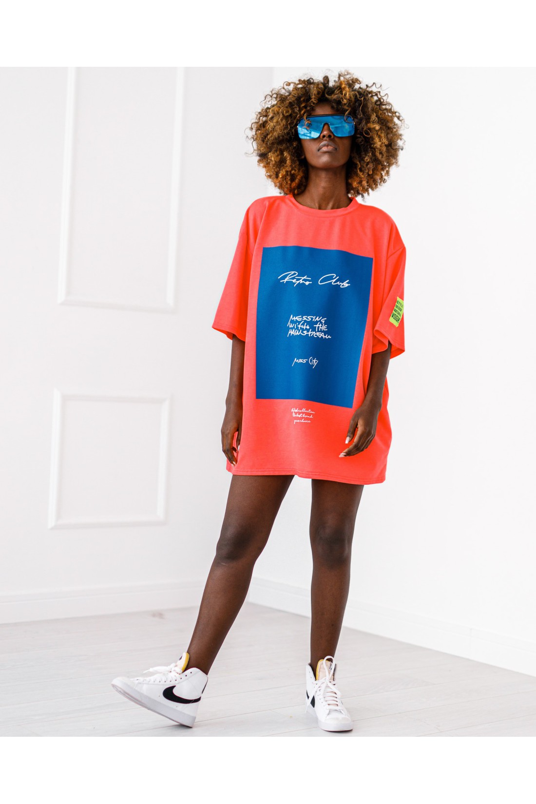 T-Shirt Retro Club – orange