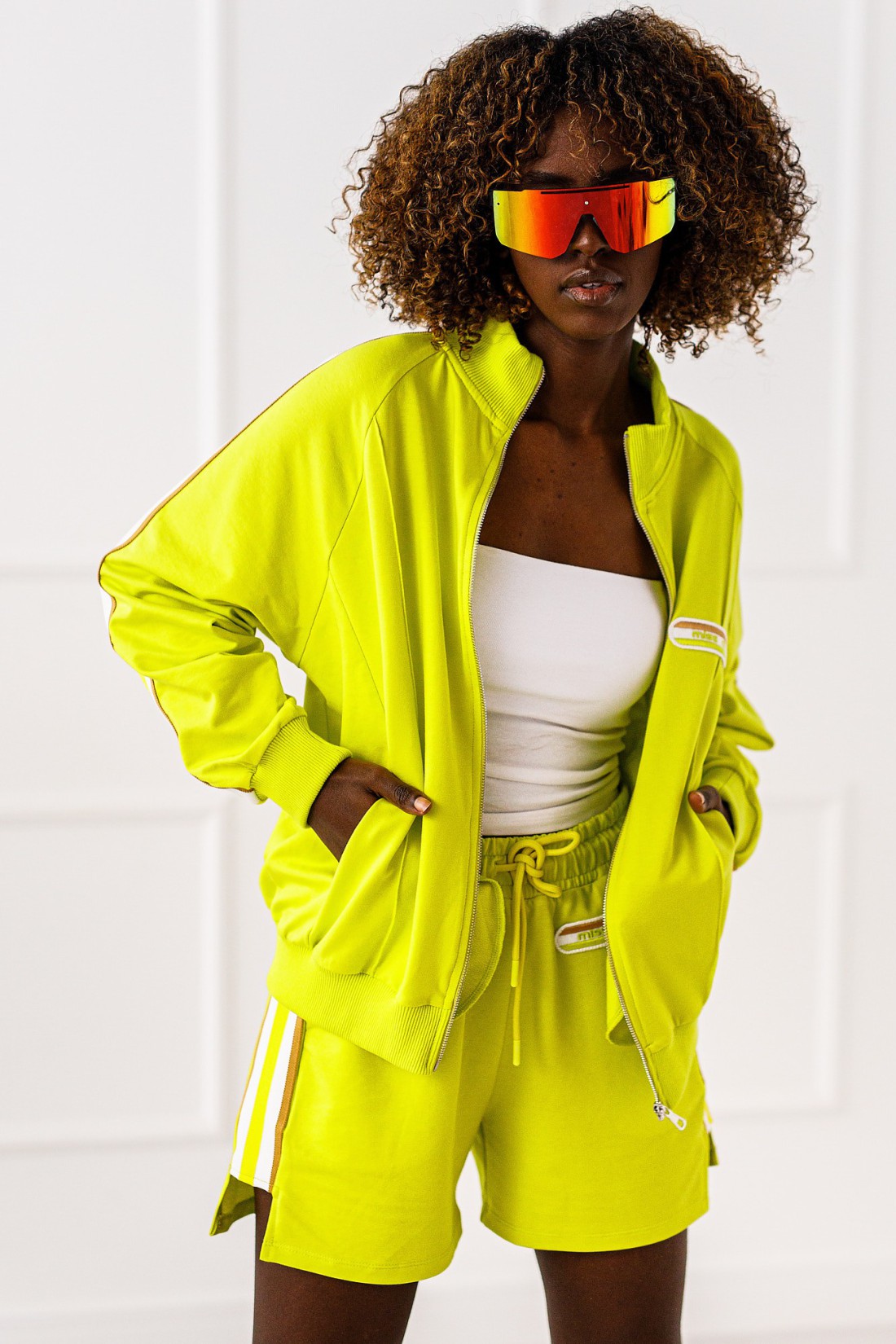 Sofia sportinis kostiumas - žalios spalvos