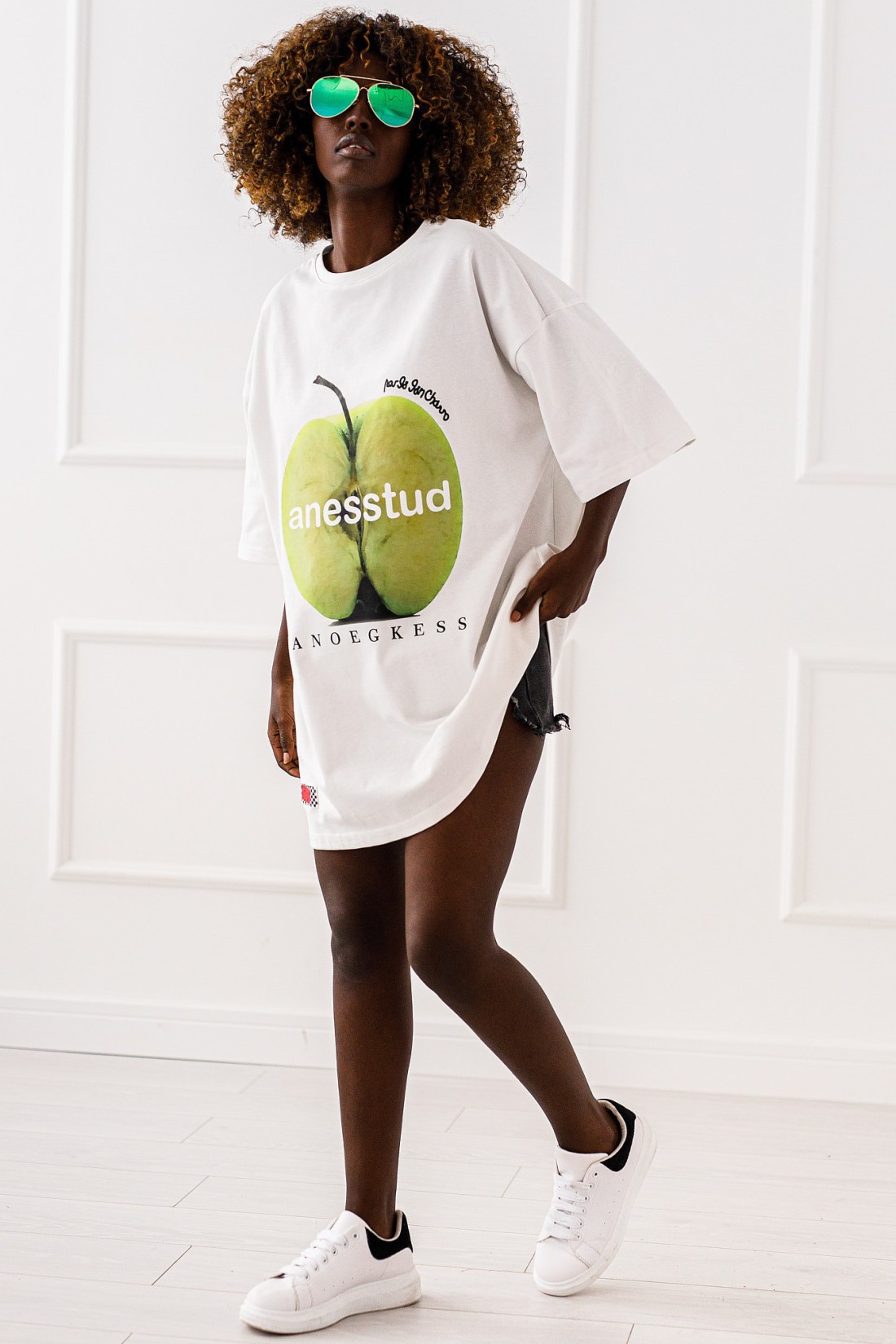 T-Shirt Anesstud – weiß
