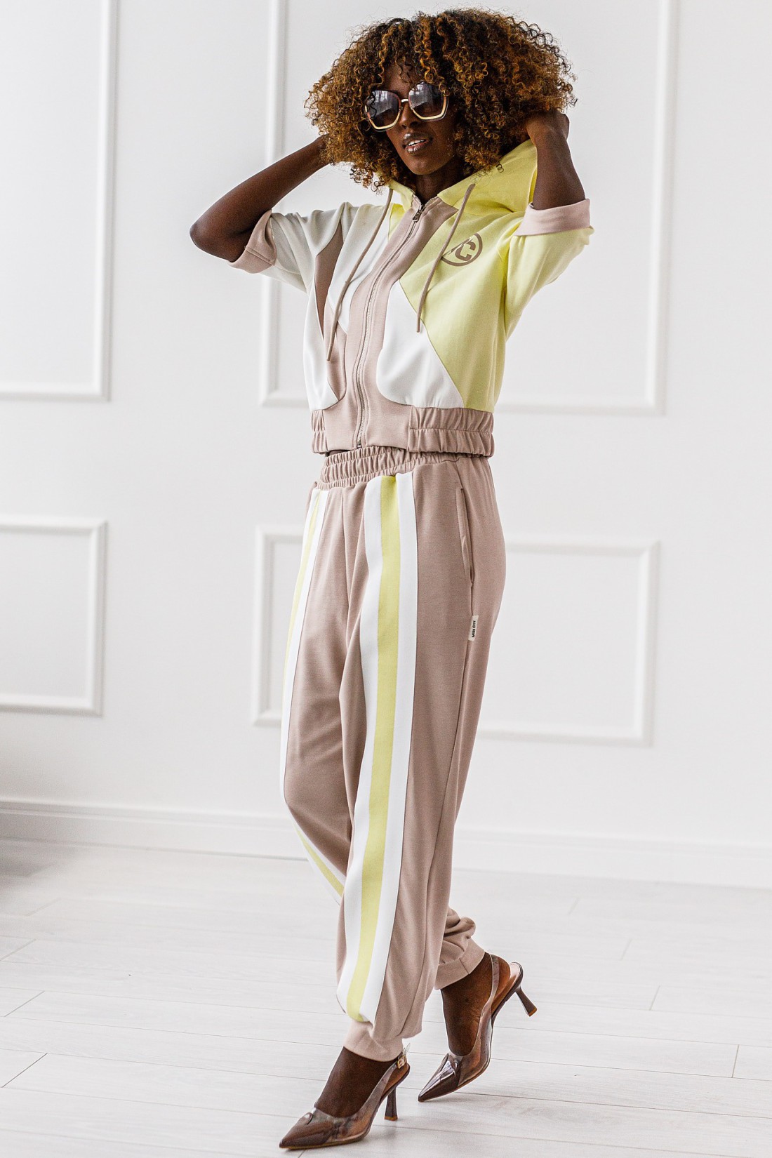 Zoya tracksuit - beige