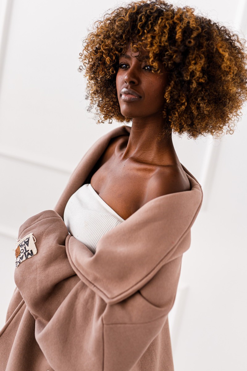 Płaszcz Warm Hug - ciemno beżowy