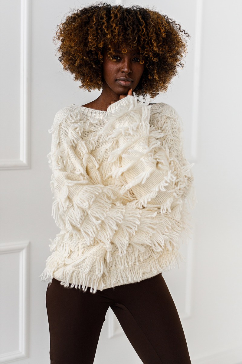 Sweter Shadow Flow - śmietankowy