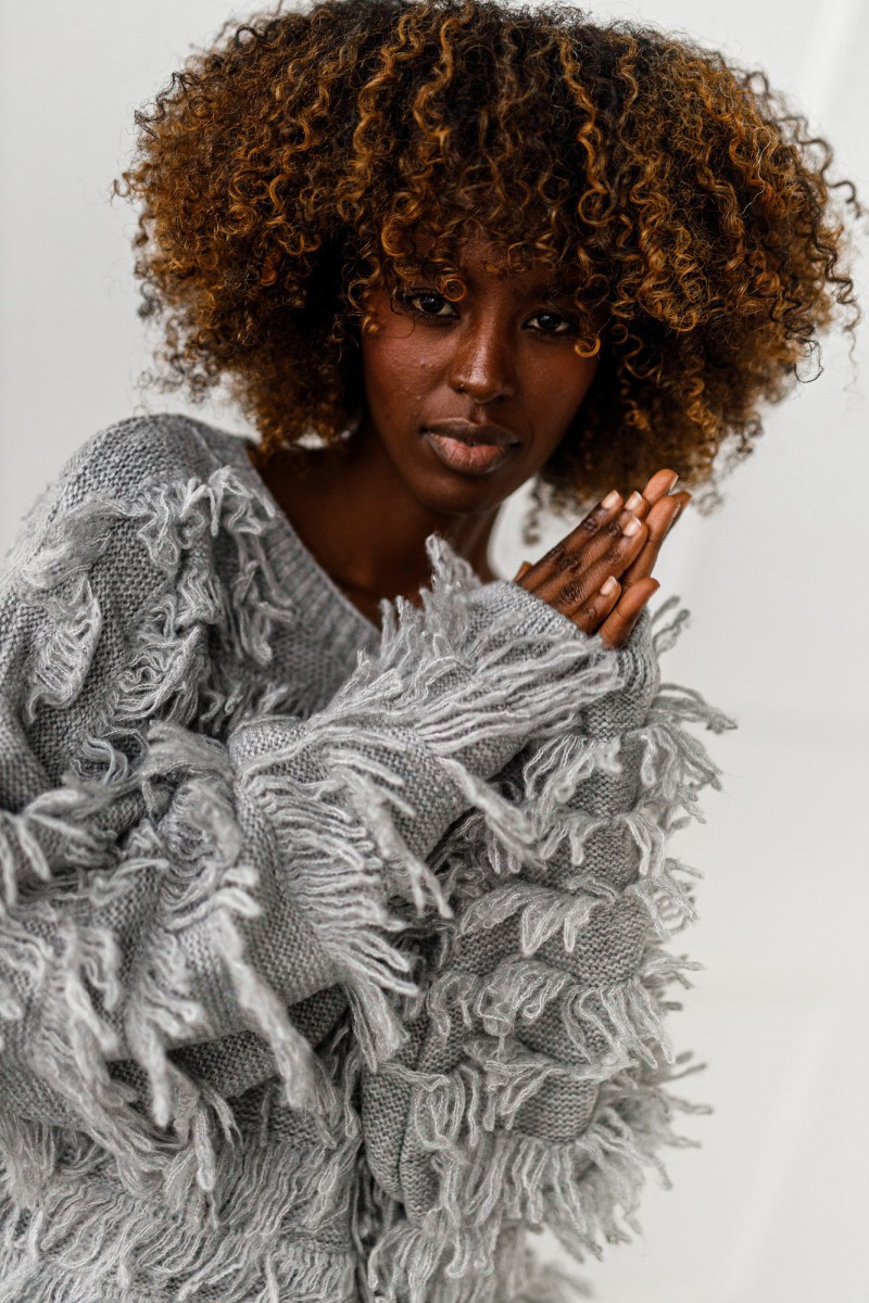 Sweter Shadow Flow - szary